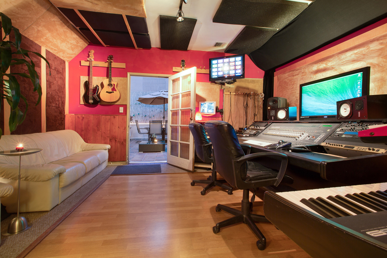 Dub Room Live Room